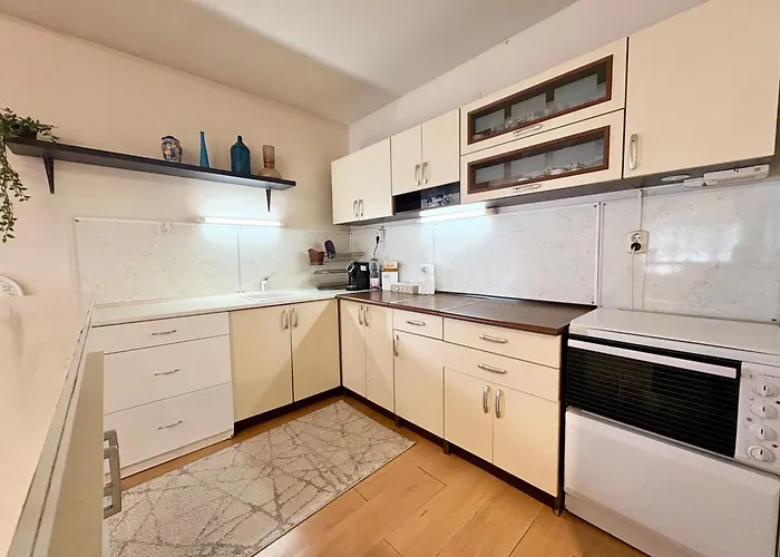 דירה Chayka Chic וארנה